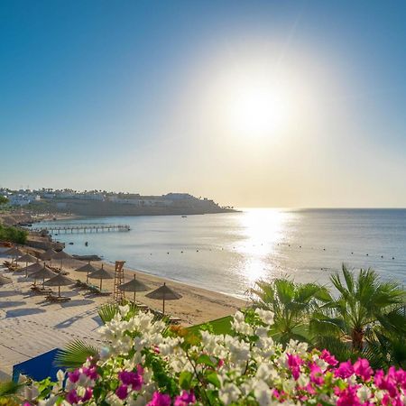 Park Regency Sharm El Sheikh Resort Esterno foto Sunrise over the Red Sea at the Hilton Taba