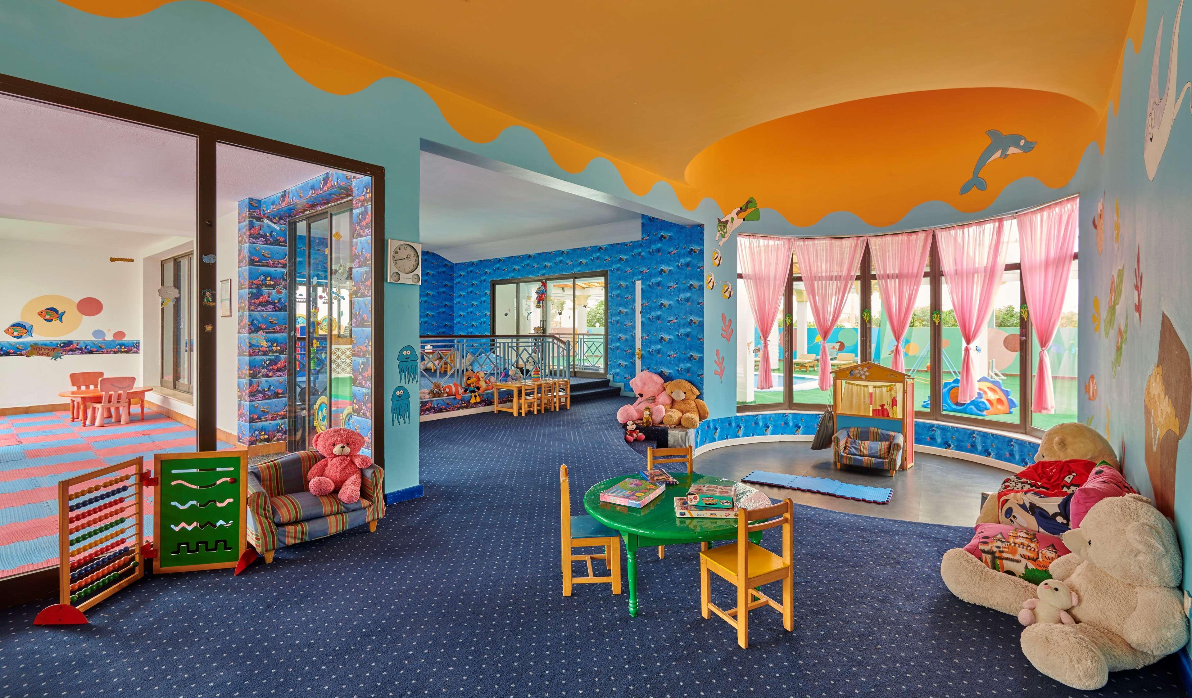 Park Regency Sharm El Sheikh Resort Esterno foto The Children's Club at the Grand Hyatt Hotel, Amman, Jordan