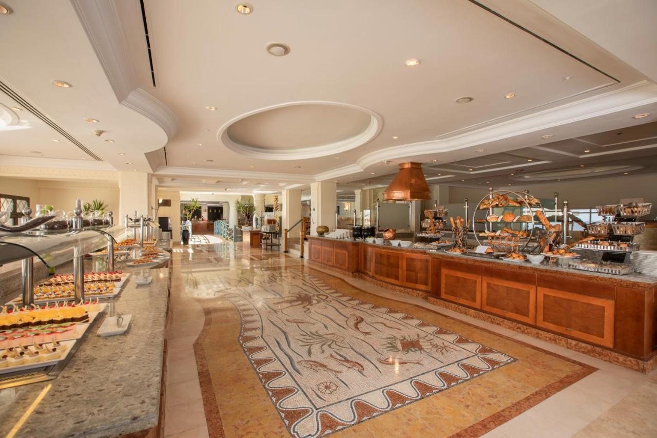 Park Regency Sharm El Sheikh Resort Esterno foto The buffet at the Grand Hotel