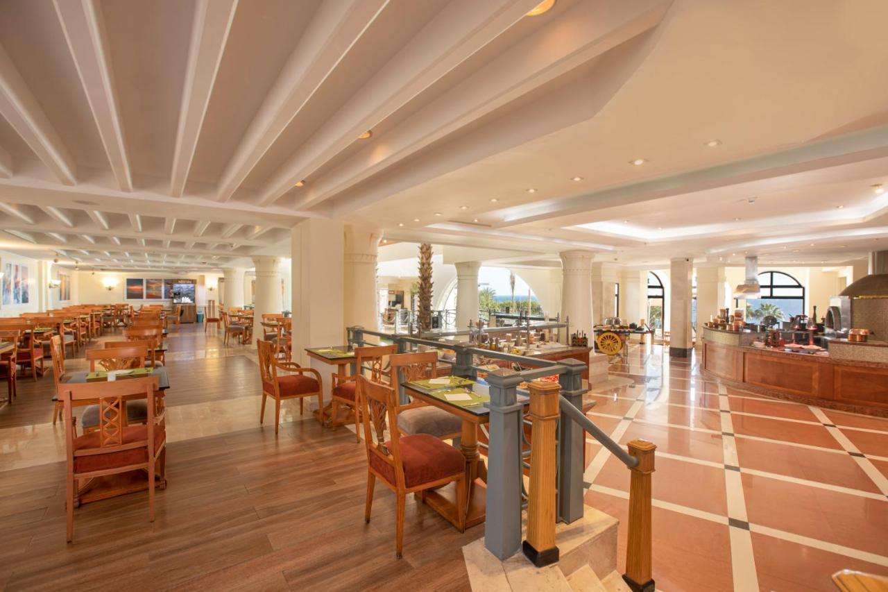 Park Regency Sharm El Sheikh Resort Esterno foto The restaurant
