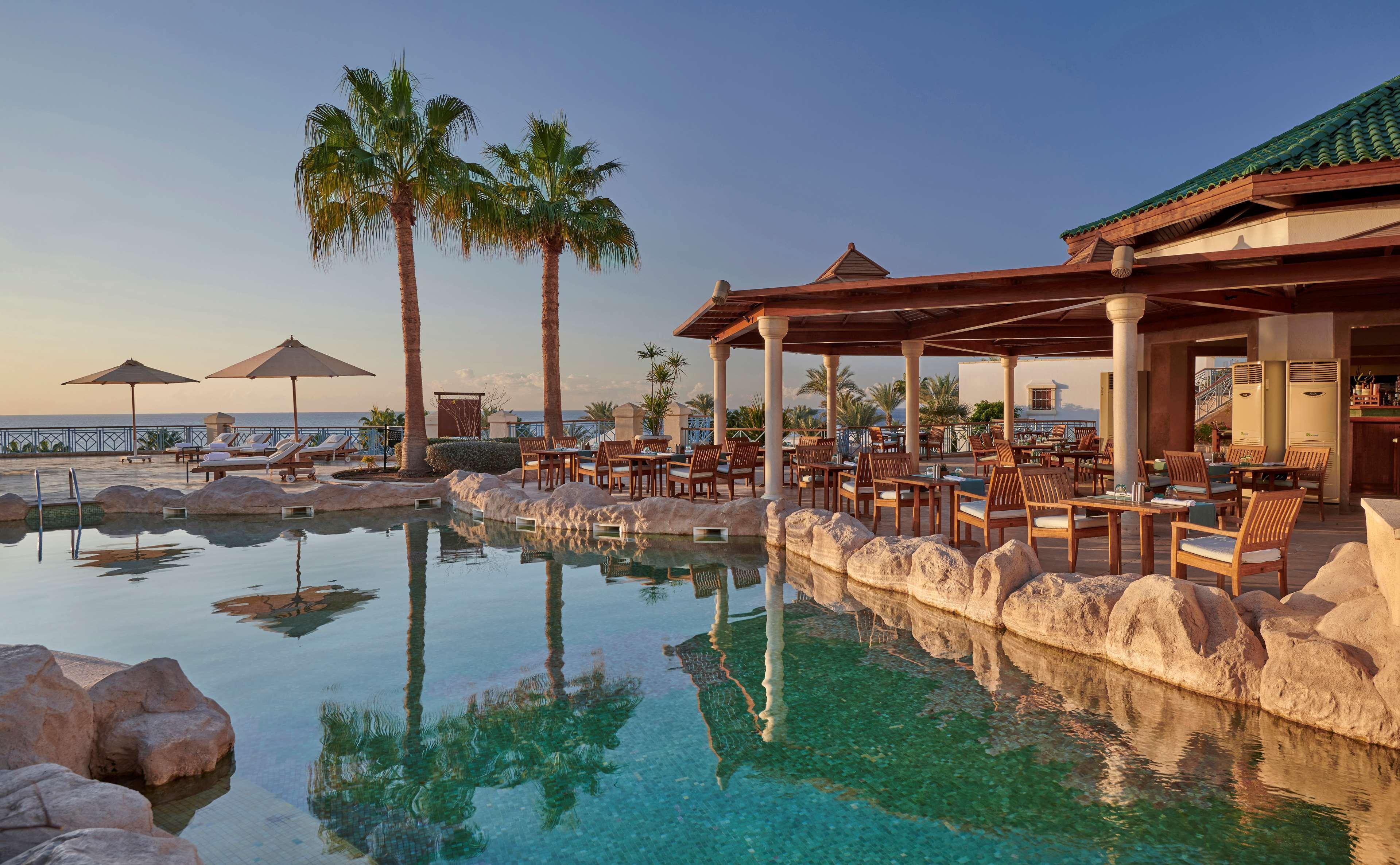 Park Regency Sharm El Sheikh Resort Esterno foto The resort's pool